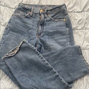 Universal Thread Blue Boyfriend Jeans Distressed Casual